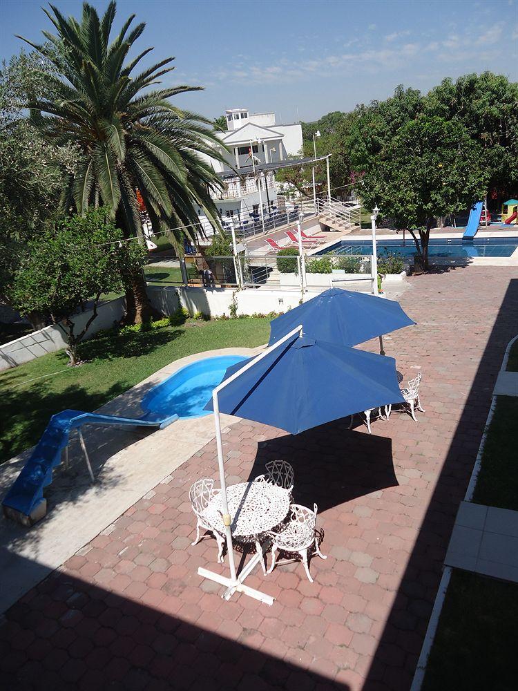 Hotel Quinta De La Rosa Cuautla  Екстериор снимка