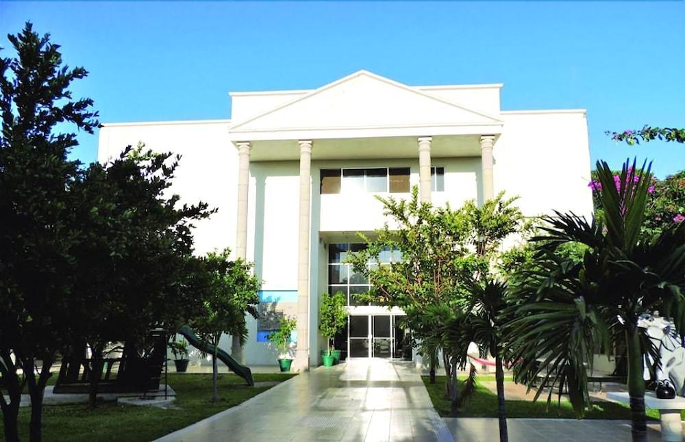 Hotel Quinta De La Rosa Cuautla  Екстериор снимка