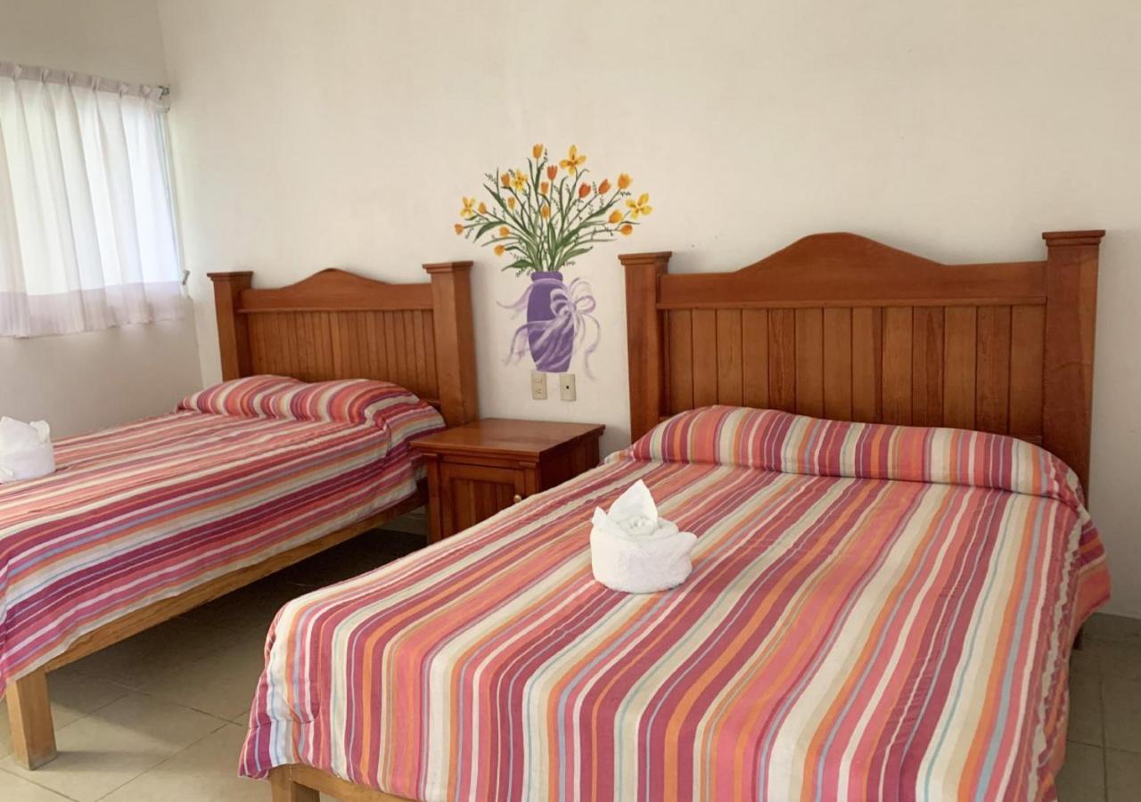 Hotel Quinta De La Rosa Cuautla  Екстериор снимка