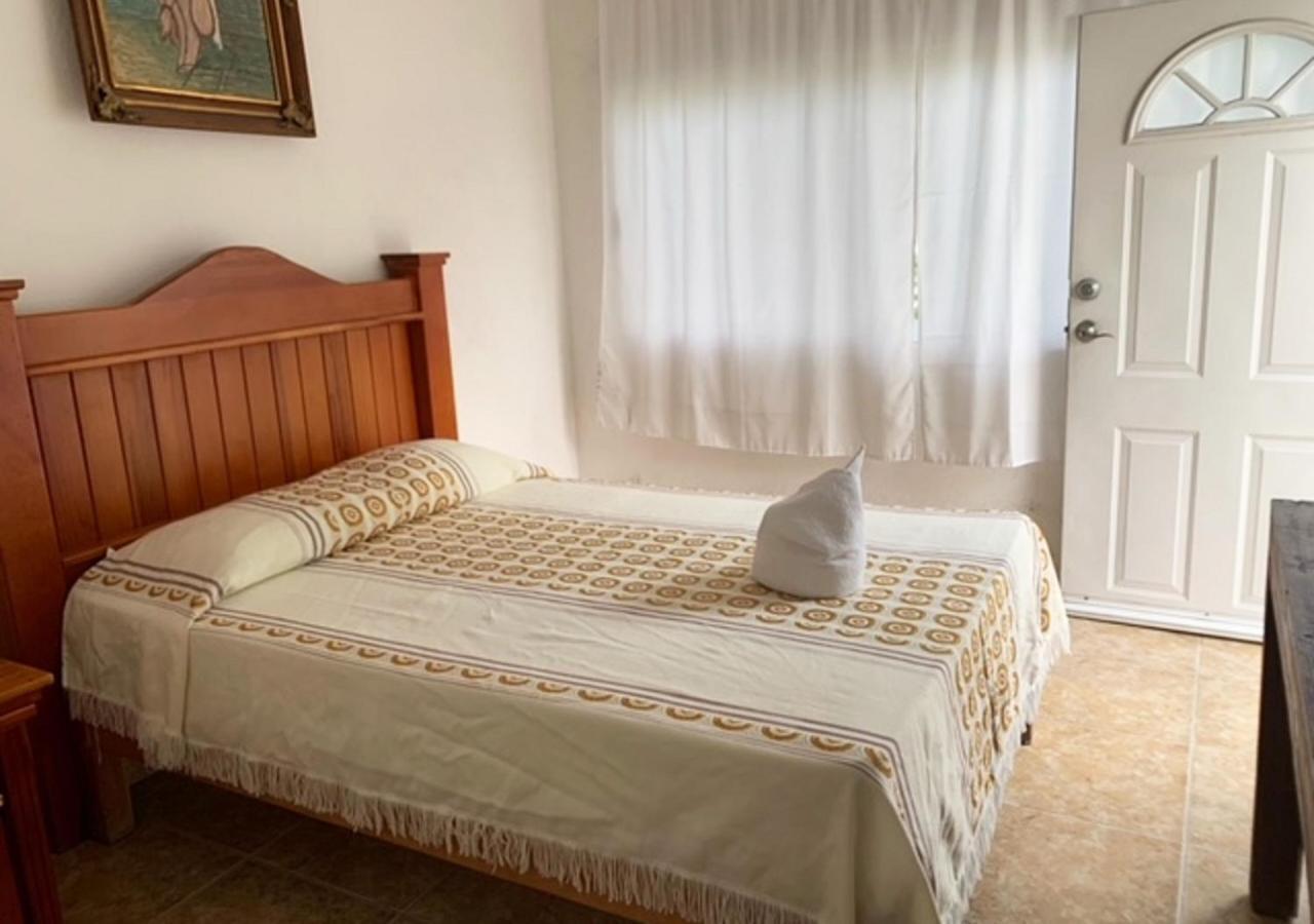 Hotel Quinta De La Rosa Cuautla  Екстериор снимка