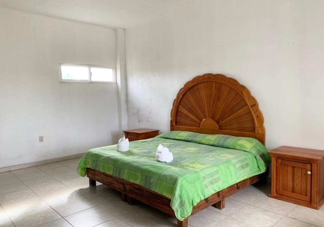 Hotel Quinta De La Rosa Cuautla  Екстериор снимка