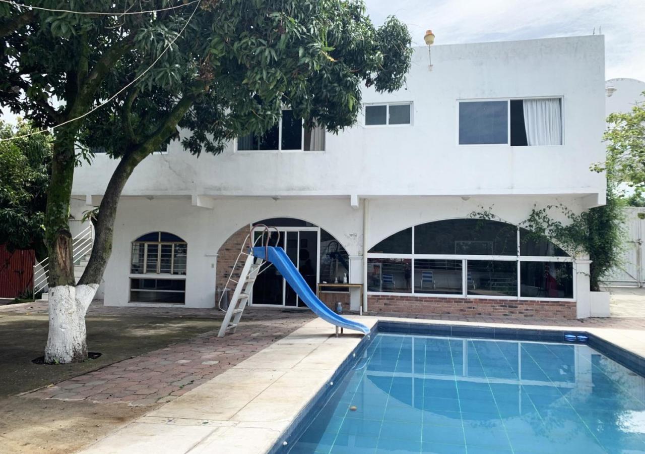 Hotel Quinta De La Rosa Cuautla  Екстериор снимка