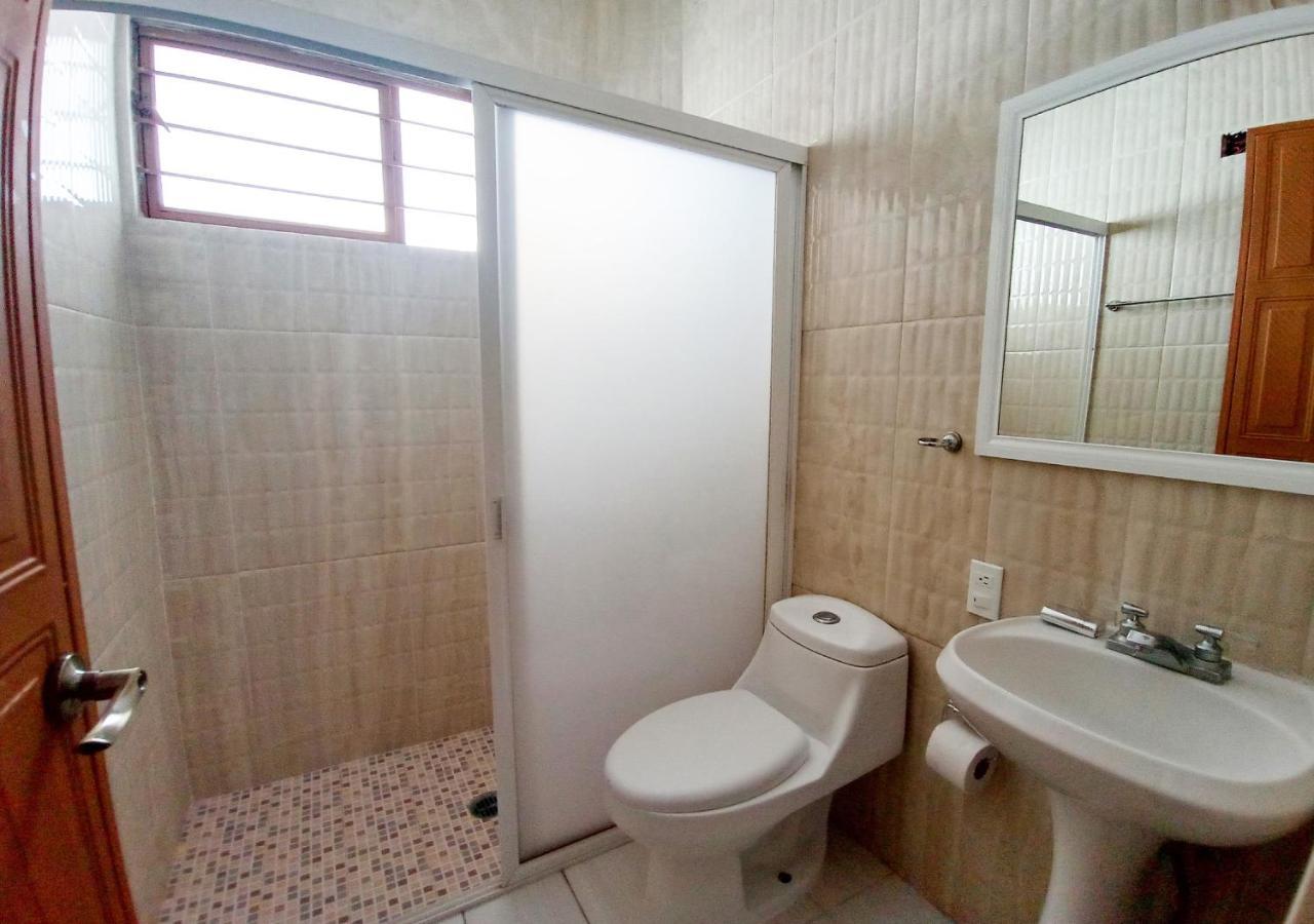Hotel Quinta De La Rosa Cuautla  Екстериор снимка