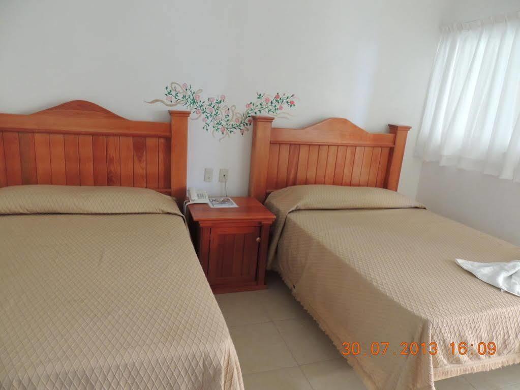Hotel Quinta De La Rosa Cuautla  Екстериор снимка